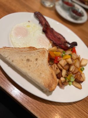 Mustards Bar & Grill by null