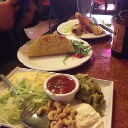 Mexican Graffiti - Chicken taco & beef tacquito