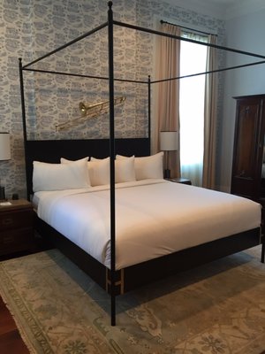 Henry Howard Hotel by null