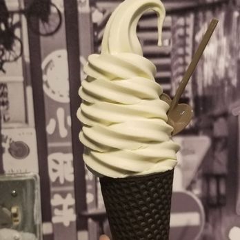 Matcha Tea & Dessert - Melon vitasoy ($5.75) - Desserts Near Me - Markham, Ontario