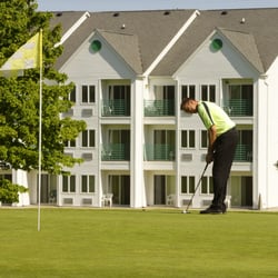 Lakeview Hills Golf Resort & Wedding Venue