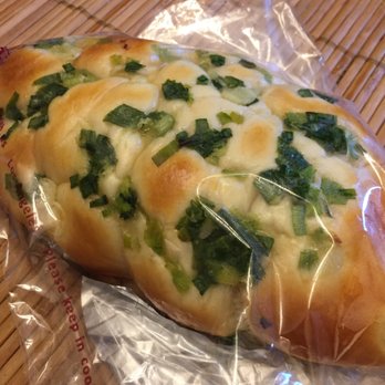 Kee Wah Bakery - Green onion bun ($1.30) - Bakeries Near Me - Arcadia, California Kee Wah Bakery - Green onion bun ($1.30) - Bakeries Near Me - Arcadia, California