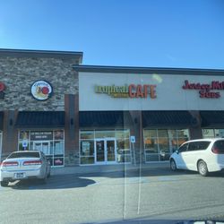 Tropical Smoothie Cafe - Tropical smoothie