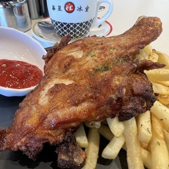 Chrisly Cafe - Fried chicken leg meal with cuppa ketchup - Hong Kong Style Cafe Near Me - Markham, Ontario