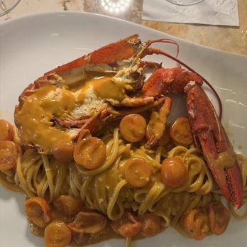 Baiablu  Italian Restaurant - Linguine All'aragosta (Pasta with Lobster) - Italian Near Me - Miami, Florida