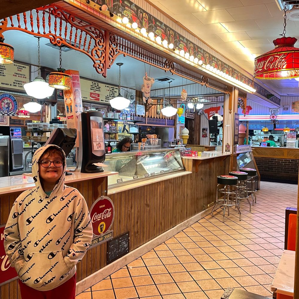 MR. HAPPY BURGER 11 Photos & 29 Reviews 3131 East Market St