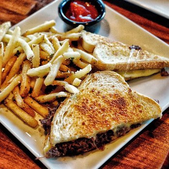 Cincinnati Lager House - Smoked stacked BBQ sandwich - New American Near Me - Cincinnati, Ohio Cincinnati Lager House - Smoked stacked BBQ sandwich - New American Near Me - Cincinnati, Ohio