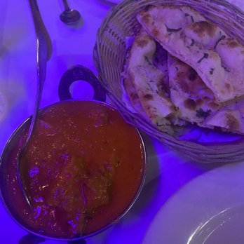 All India Cafe - Naan and Chicken Makhni (Butter Chicken) - the naan was burnt - Indian Near Me - Pasadena, California All India Cafe - Naan and Chicken Makhni (Butter Chicken) - the naan was burnt - Indian Near Me - Pasadena, California
