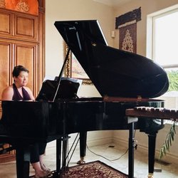Sparks Piano - Piano playing for FUN!!