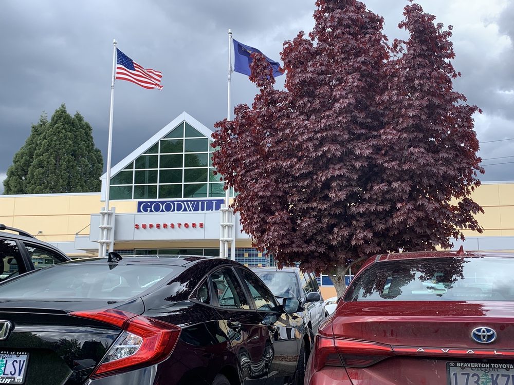 GOODWILL INDUSTRIES OF THE COLUMBIA WILLAMETTE 12 Reviews Thrift