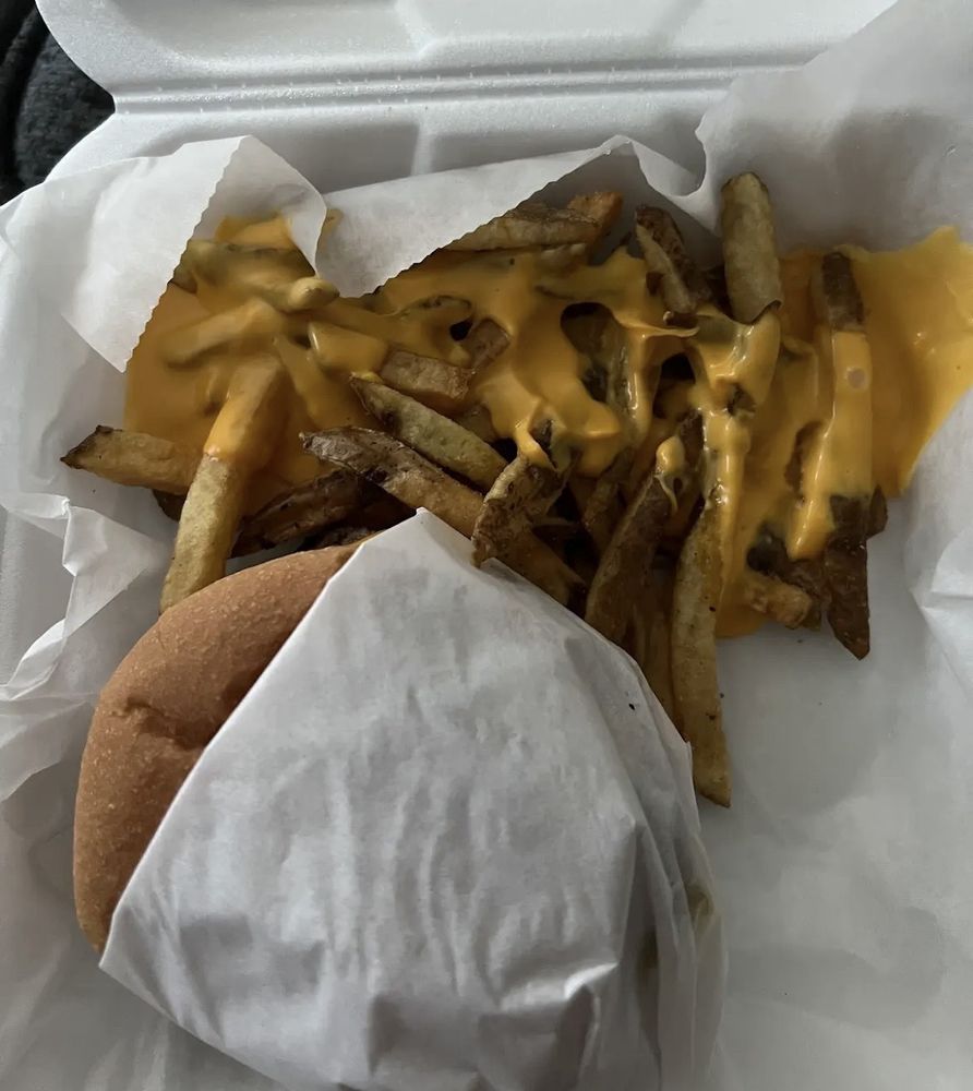 CHUBZ Famous Chiliburgers