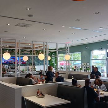 Honey Berry - Pancakes Near Me - Hoffman Estates, Illinois