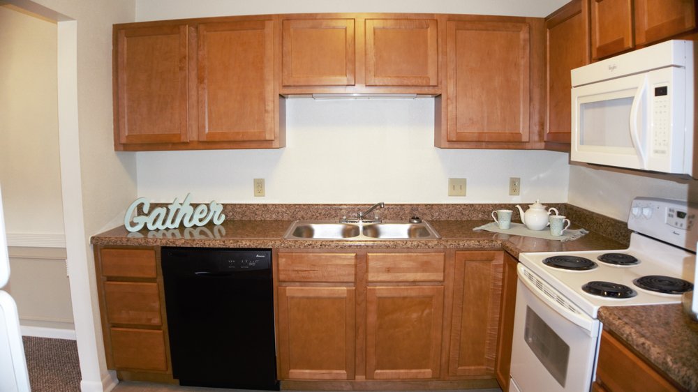 STONEHENGE GATES Updated September 2024 1171 Ramsgate Rd, Flint, Michigan Apartments