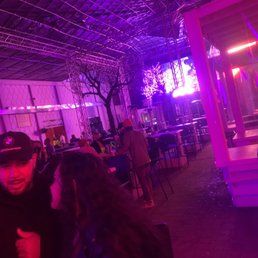 Area where waitresses placed us - no view no heat