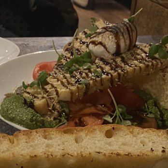 Tuscan Brick Oven Bistro - Baratta caprese - Italian Near Me - Freeport, Maine