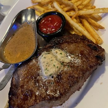 Bascom's Chop House - Ribeye Steak Frites with peppercorn béarnaise - Steakhouses Near Me - Clearwater, Florida