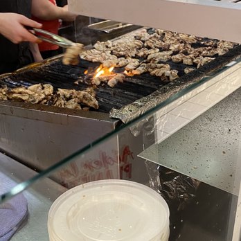 Poulet Rouge - Chicken Shop Near Me - Quebec, Quebec