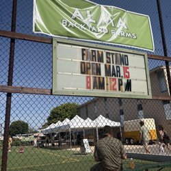 Alma Backyard Farm - Wow what a great Farmer's Market! Great people! Great produce! Yoga! Tacos! Fresh Bakery items! Good music! Arts and Crafts.