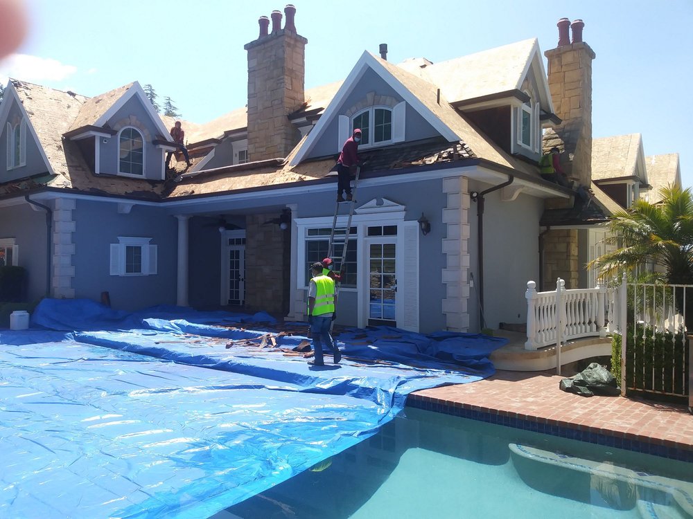 Slide of American Quality Roofing