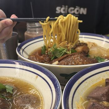 Petit Noodle - Chinese Near Me - Toronto, Ontario