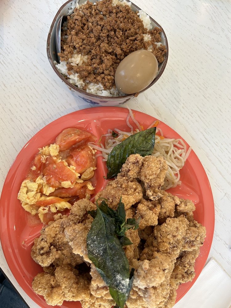 MISS MIKE BENTO & NOODLES 12 Photos 4106 Brooklyn Ave, Seattle