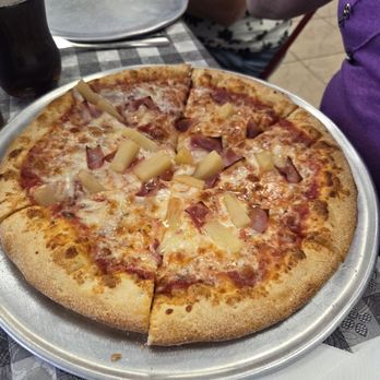 Red Rock Pizza - Pizza Near Me - Las Vegas, Nevada Red Rock Pizza - Pizza Near Me - Las Vegas, Nevada