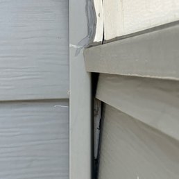Siding Improperly Installed. Siding Improperly Installed.