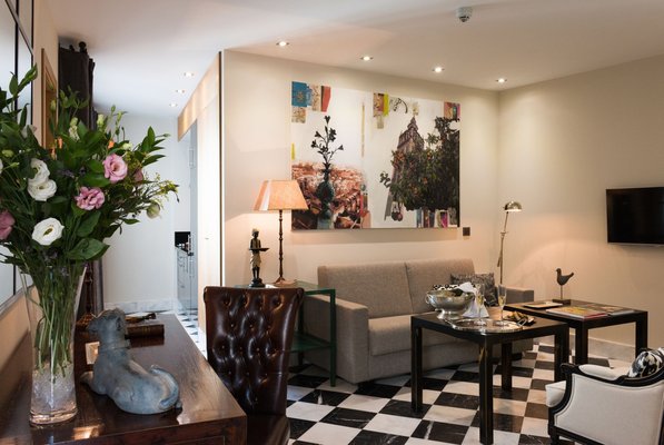 Aguilas5 SevillaSuites by null