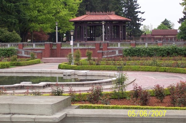 Peninsula Park Rose Garden by null