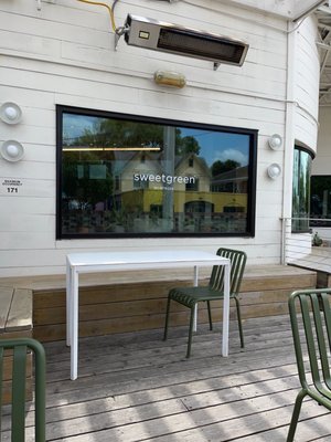 sweetgreen by null