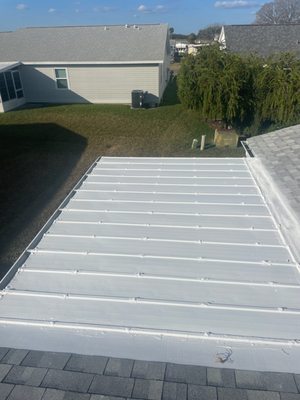 Jim's Contracting Logo