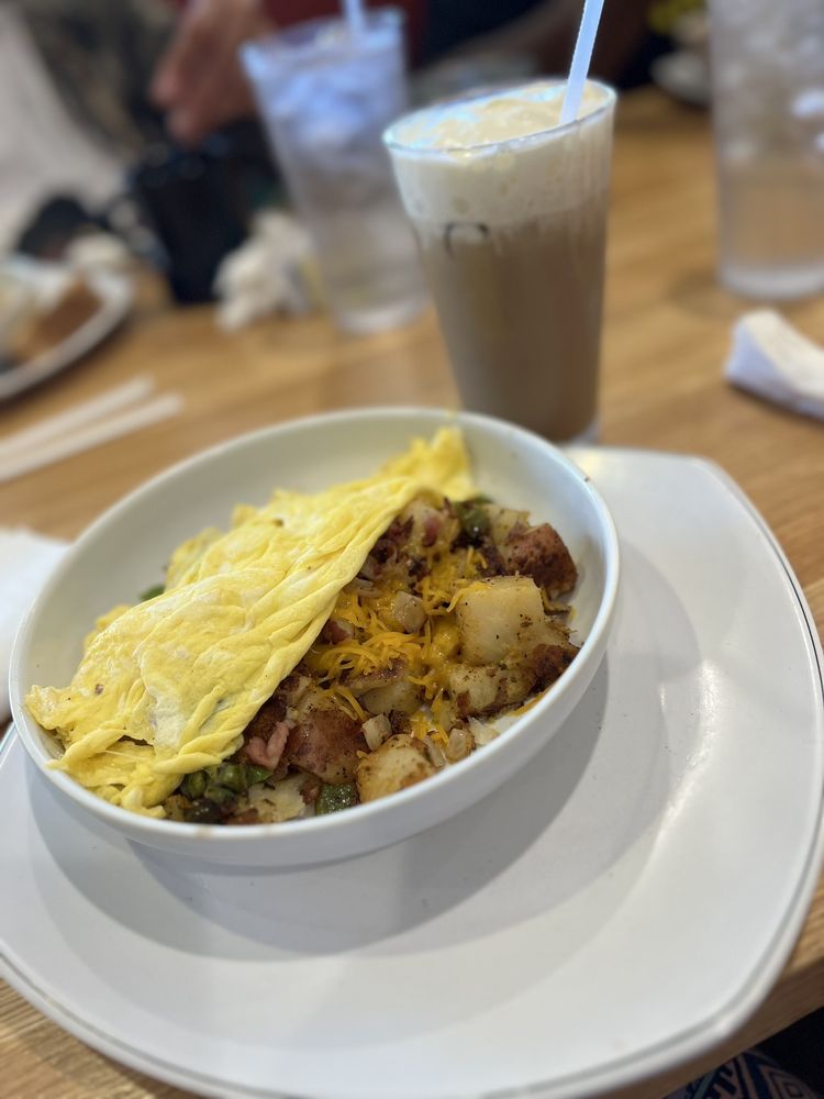 EGGS UP GRILL Updated September 2024 135 Photos & 185 Reviews