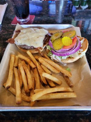 Double Bogeys Tavern & Grille by null