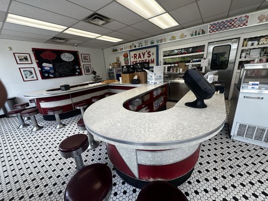 Ray's Ice Cream by null