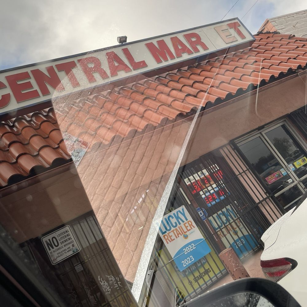 Central Pizza - Pizza Near Me - San Fernando, California Central Pizza - Pizza Near Me - San Fernando, California