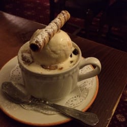 The Woodlands Tavern - Scrumptious Bread and Butter Pudding