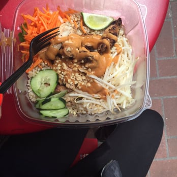 Bun Mee - $11.75 peanut bowl - Vietnamese Near Me - San Francisco, California Bun Mee - $11.75 peanut bowl - Vietnamese Near Me - San Francisco, California