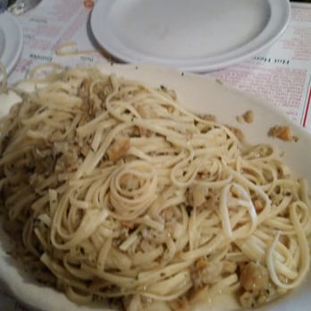 Eddie's Pizza - Linguini with clams sauce - Pizza Near Me - New Hyde Park, New York