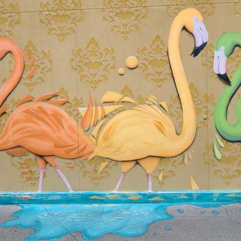 Colorful Flamingo Mural - 08-22-2022 - Public Art Near Me - Destin, Florida Colorful Flamingo Mural - 08-22-2022 - Public Art Near Me - Destin, Florida