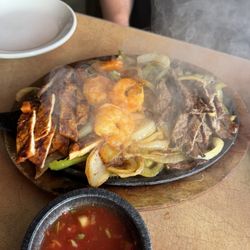 Hacienda Amigo Mio - Fajitas Trio.