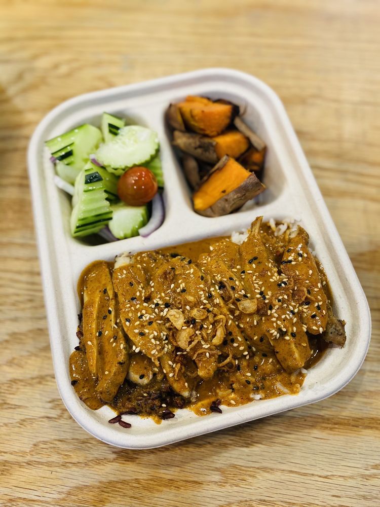 KATI SHOP - Updated July 2025 - 133 Photos & 86 Reviews - 104 W 37th St ...