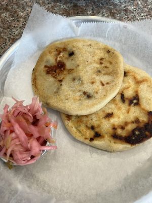 Ricas Pupusas & Mas by null