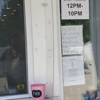 Frisbie's Dairy Barn - Ice Cream & Frozen Yogurt Near Me - New Britain, Connecticut