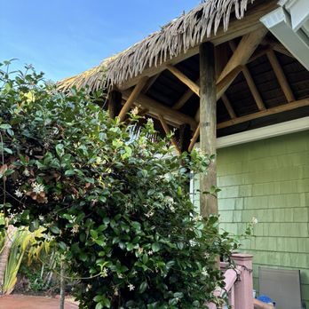 Oasis Tiki Huts - Porch tiki - General Contractors Near Me