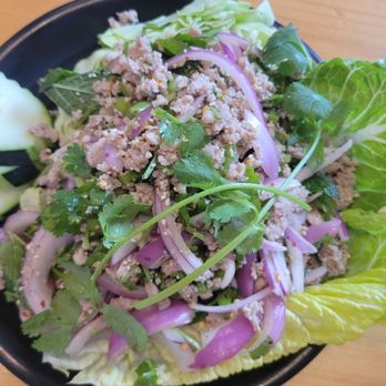 D E Thai Kitchen - Downtown - Labb - Thai Near Me - Las Vegas, Nevada