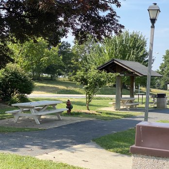 Mount Sydney Safety Rest Area North - Picnic area - Rest Stops Near Me - Mount Sidney, Virginia