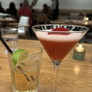 Honey Salt - Raspberry martini - Canadian (New) Near Me - Vancouver, British Columbia Honey Salt - Raspberry martini - Canadian (New) Near Me - Vancouver, British Columbia