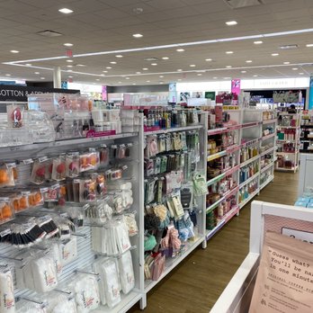 Ulta Beauty - Hair Salons Near Me - Sugar Land, Texas