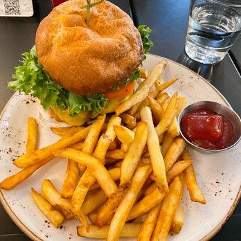 Woodblock - Woodblock Burger - Cocktail Bars Near Me - Redmond, Washington Woodblock - Woodblock Burger - Cocktail Bars Near Me - Redmond, Washington