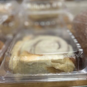 Chicago Bagel & Deli - Giant cinnamon roll - Bagels Near Me - San Antonio, Texas